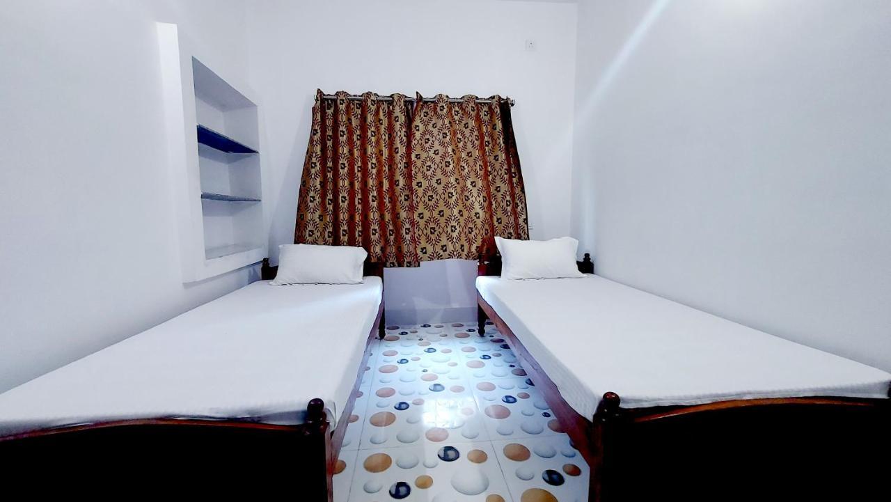 Nilam Guest House 菩提伽耶 外观 照片