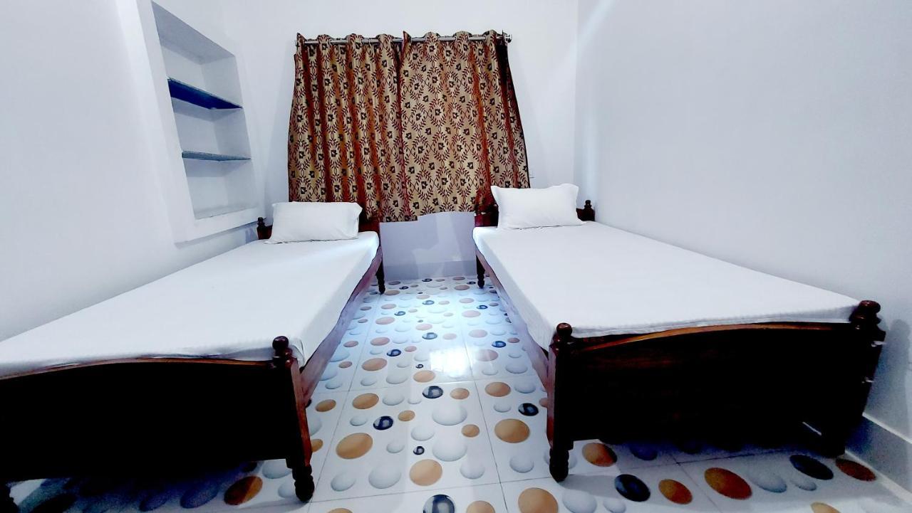 Nilam Guest House 菩提伽耶 外观 照片